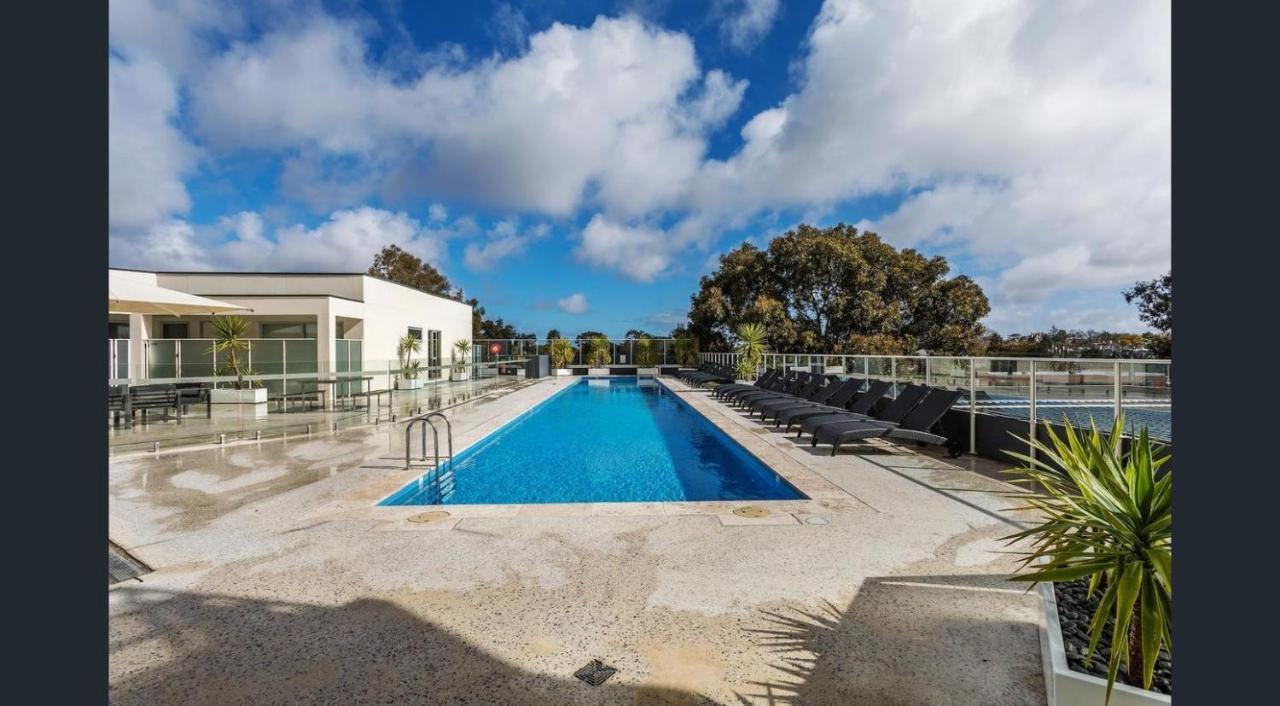 Luxury 2 Bedroom Suite Near Adelaide With A Car Park Broadview Bagian luar foto